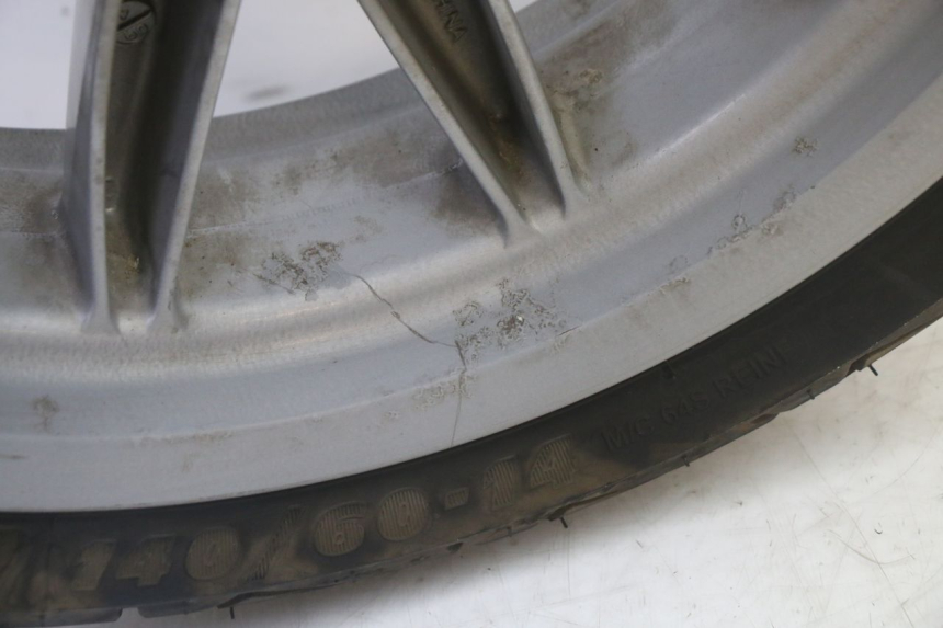 photo de HINTERRADFELGE UND REIFEN PIAGGIO MP3 RL 250 (2007 - 2010)