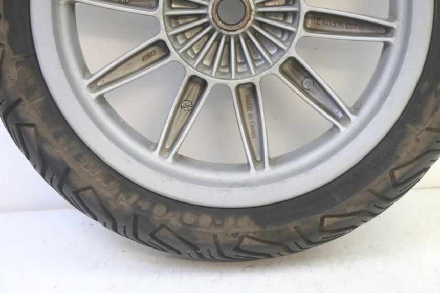 photo de HINTERRADFELGE UND REIFEN PIAGGIO MP3 RL 250 (2007 - 2010)