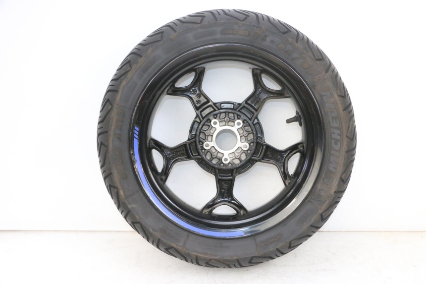 photo de HINTERRADFELGE UND REIFEN PIAGGIO MP3 500 (2016 - 2018) - Kennzeichnungen und Originalreferenzen