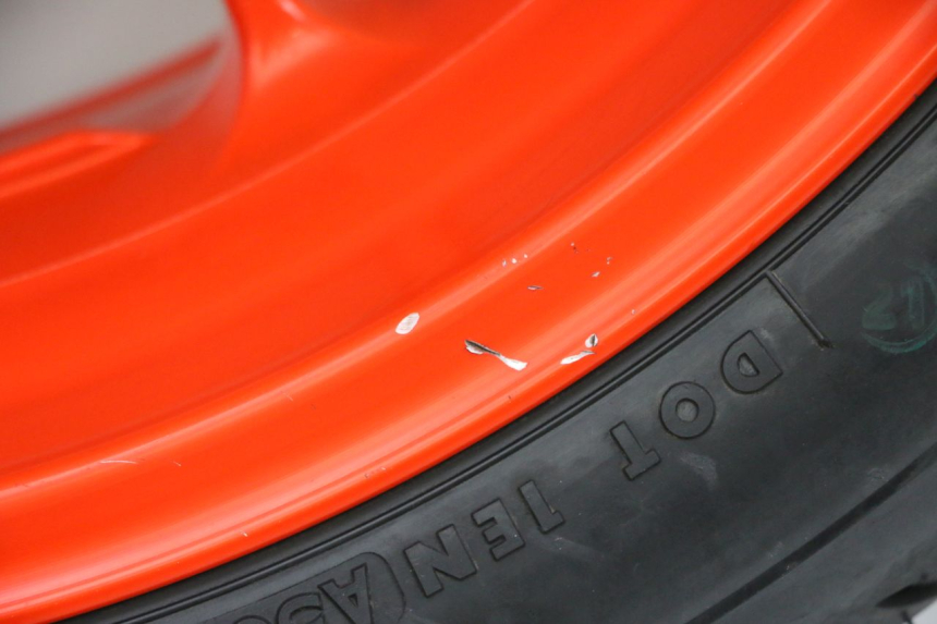 photo de HINTERRADFELGE UND REIFEN YAMAHA MT-07 MT07 ABS 700 (2018 - 2020) - Hochauflösende Nahaufnahme