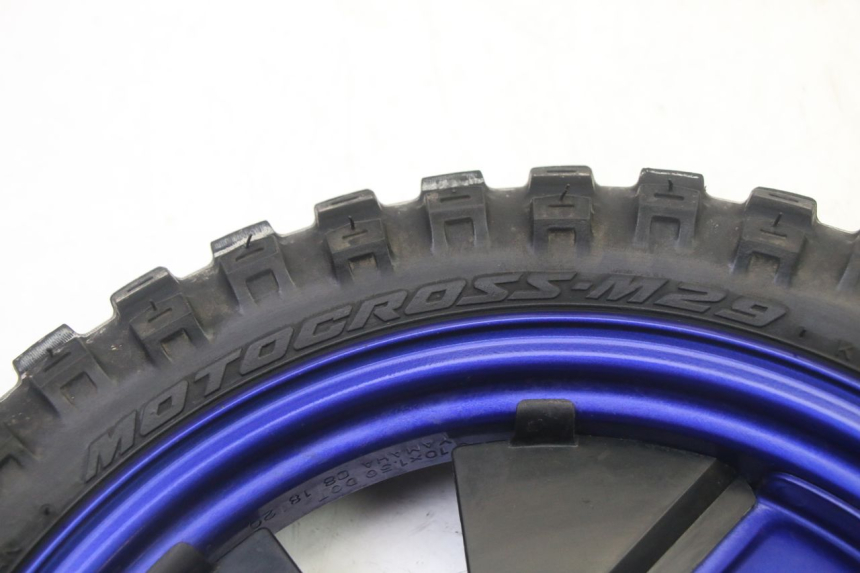 photo de HINTERRADFELGE UND REIFEN YAMAHA PW 50 (1984 - 2020)