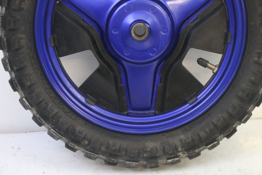 photo de HINTERRADFELGE UND REIFEN YAMAHA PW 50 (1984 - 2020)