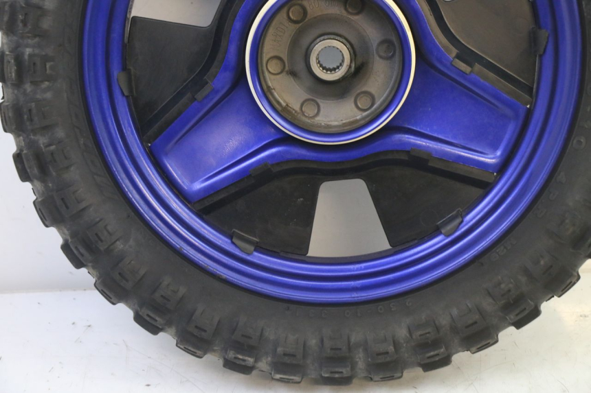 photo de HINTERRADFELGE UND REIFEN YAMAHA PW 50 (1984 - 2020)
