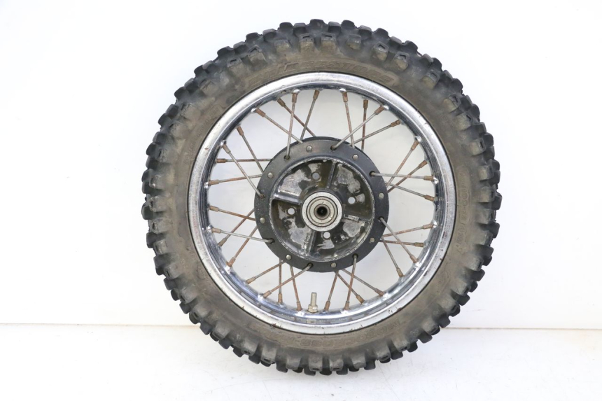 photo de HINTERRADFELGE UND REIFEN YAMAHA PW 80 (1983 - 2014)