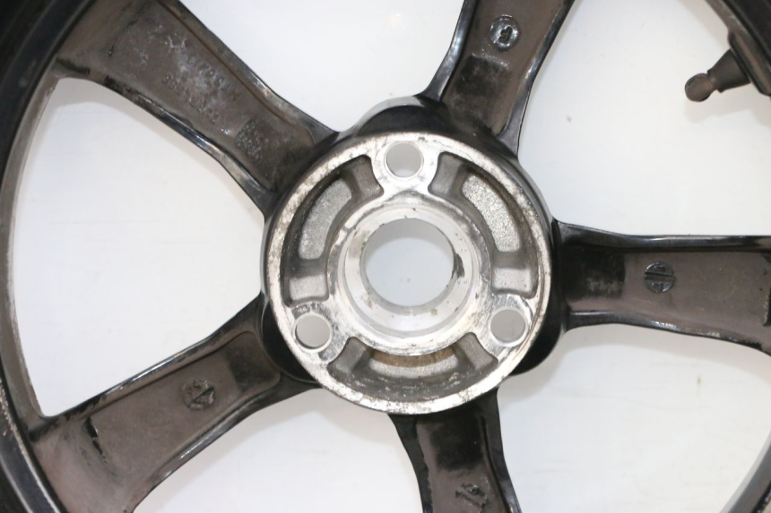 photo de HINTERRADFELGE UND REIFEN PEUGEOT SATELIS 125 (2013 - 2018) - Charakteristische Merkmale