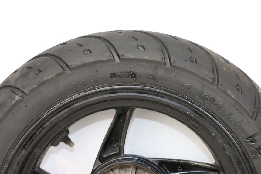 photo de HINTERRADFELGE UND REIFEN SYM ORBIT 2 4T 50 (2008 - 2017)