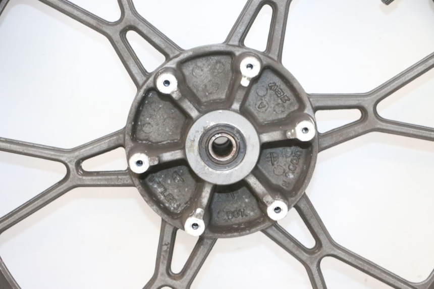 photo de HINTERRADFELGE UND REIFEN KSR TR SM 50 (2015 - 2018) - Charakteristische Merkmale