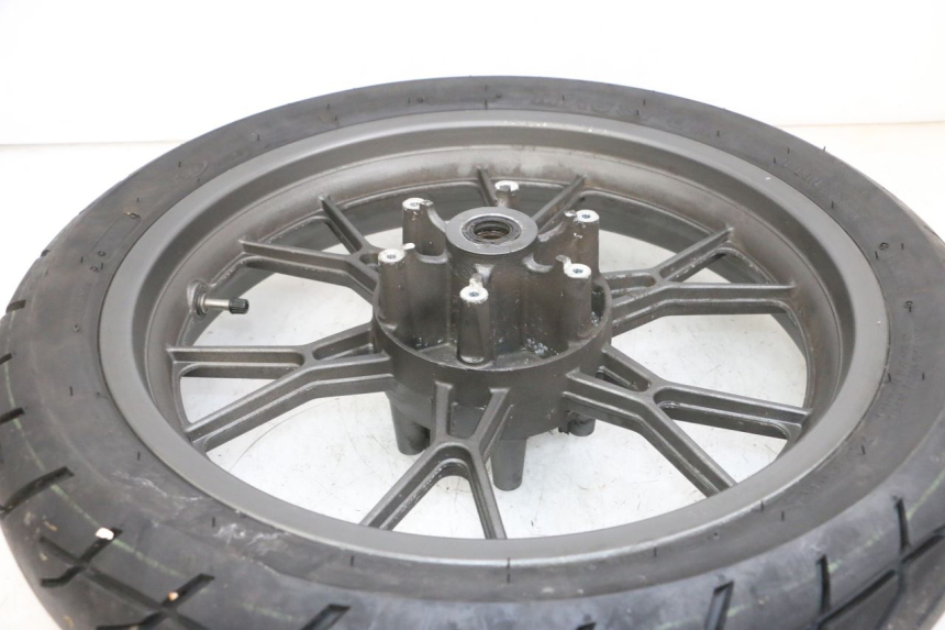 photo de HINTERRADFELGE UND REIFEN KSR TR SM 50 (2015 - 2018) - Zoom auf Gebrauchszustand