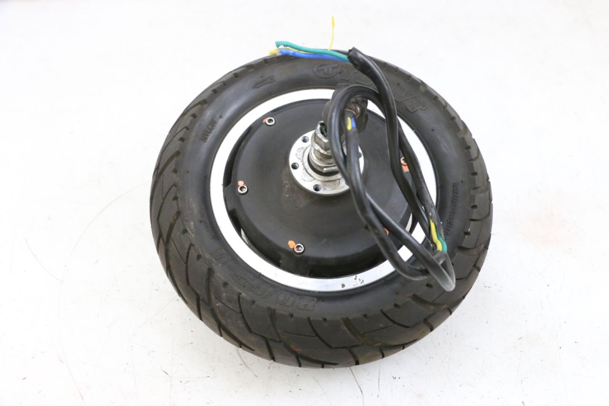 photo de HINTERRAD UND REIFEN DUALTRON VICTOR LIMITED 1