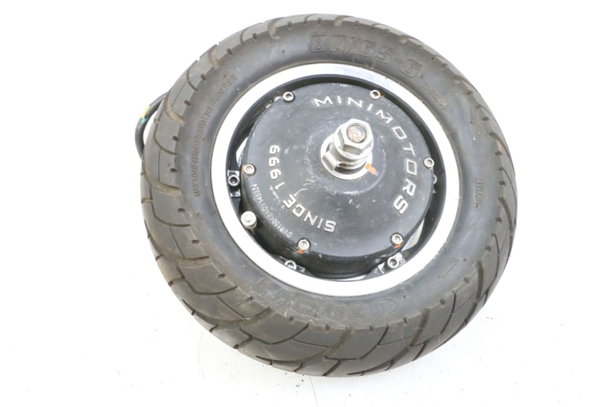 photo de HINTERRAD UND REIFEN DUALTRON VICTOR LIMITED 1