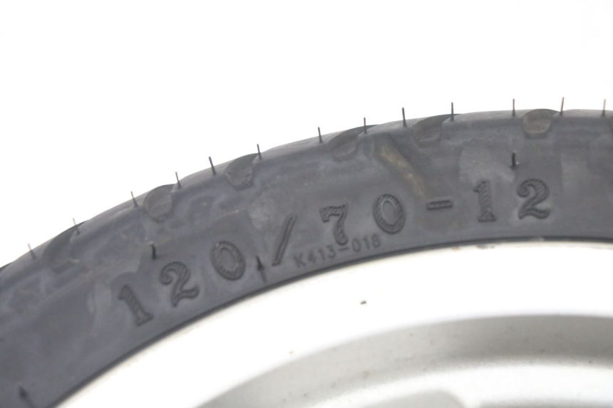 photo de HINTERRADFELGE UND REIFEN PEUGEOT VIVACITY NEW 2T 50 (2008 - 2017)