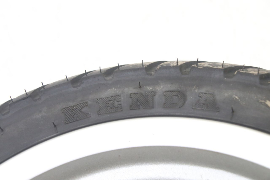 photo de HINTERRADFELGE UND REIFEN PEUGEOT VIVACITY NEW 2T 50 (2008 - 2017)