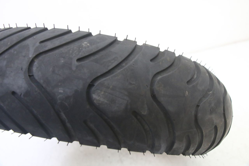 photo de HINTERRADFELGE UND REIFEN PEUGEOT VIVACITY NEW 2T 50 (2008 - 2017)