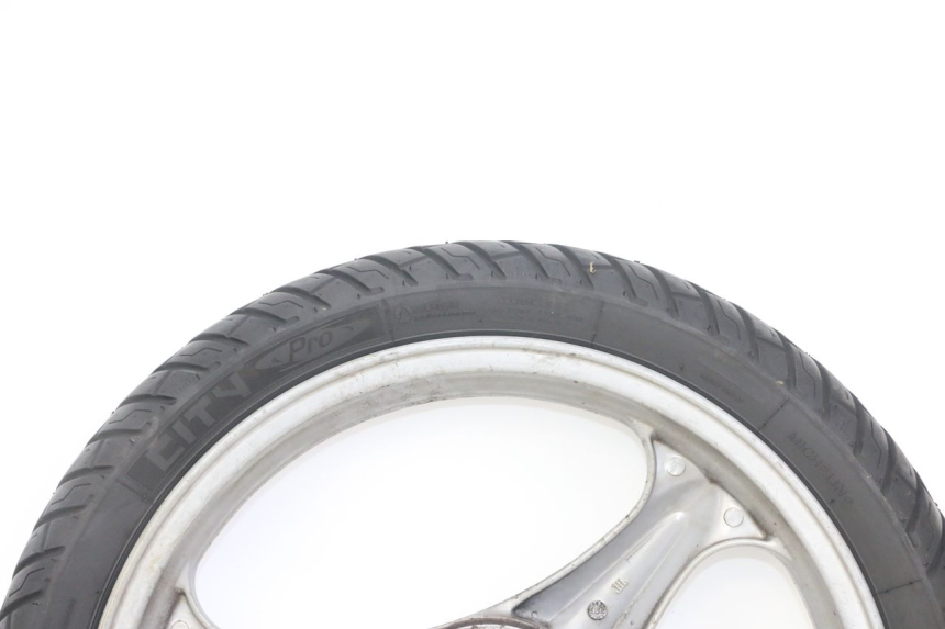 photo de HINTERRADFELGE UND REIFEN YAMAHA WHY 50 (1998 - 2000)