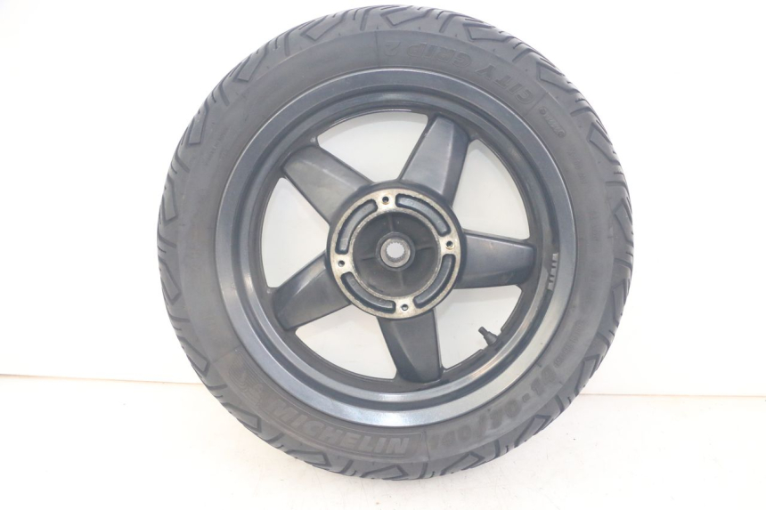 photo de HINTERRADFELGE UND REIFEN YAMAHA X-MAX XMAX 125 (2010 - 2014)