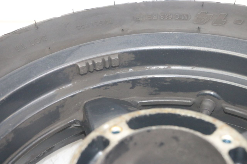 photo de HINTERRADFELGE UND REIFEN YAMAHA X-MAX XMAX 125 (2010 - 2014)
