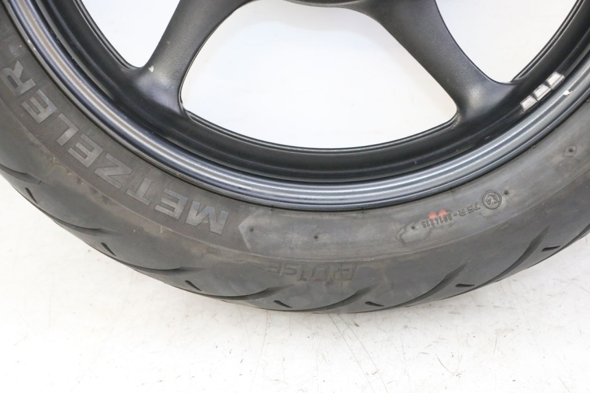 photo de HINTERRADFELGE UND REIFEN YAMAHA XJ6 ABS 600 (2008 - 2016)