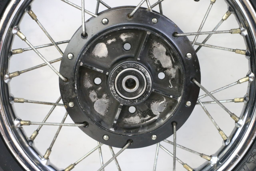photo de HINTERRADFELGE UND REIFEN YAMAHA PW 80 (1983 - 2014)