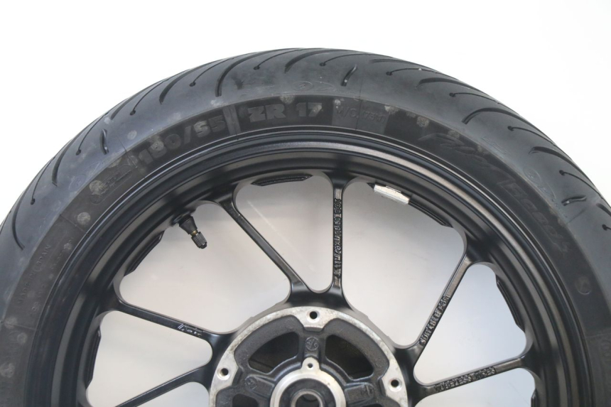 photo de HINTERRADFELGE UND REIFEN YAMAHA TRACER 7 700 (2020 - 2024)