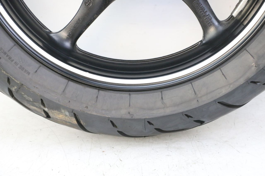 photo de HINTERRADFELGE UND REIFEN YAMAHA XJ6 ABS 600 (2008 - 2016)