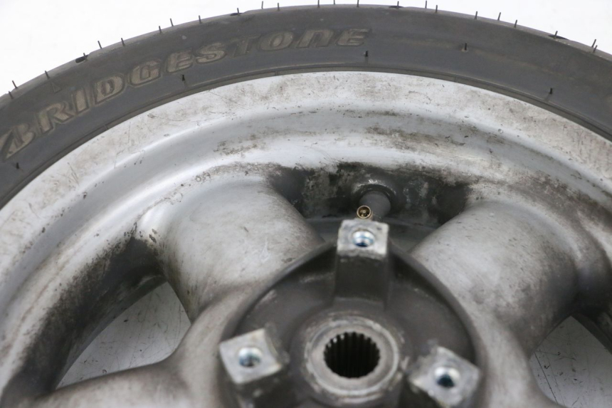 photo de HINTERRADFELGE UND REIFEN YAMAHA YP MAJESTY 125 (2002 - 2006) - Geprüftes Gebrauchtteil