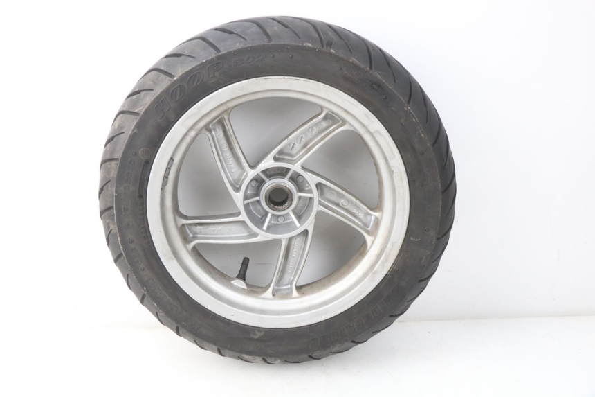 photo de HINTERRADFELGE APRILIA ATLANTIC 125 (2003 - 2009) - Zoom auf Gebrauchszustand