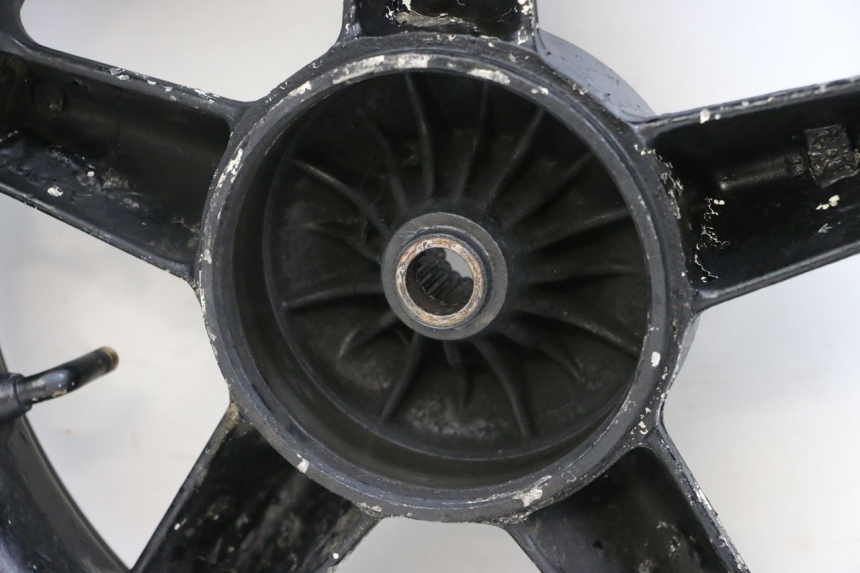 photo de HINTEN FELGE MBK BOOSTER SPIRIT 50 (2004 - 2017) - Technische Nahaufnahme