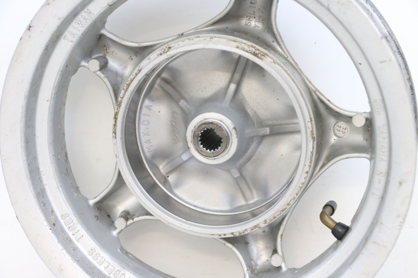 photo de HINTERRADFELGE MBK FLAME X 125 (2007 - 2016) - Zoom auf Gebrauchszustand