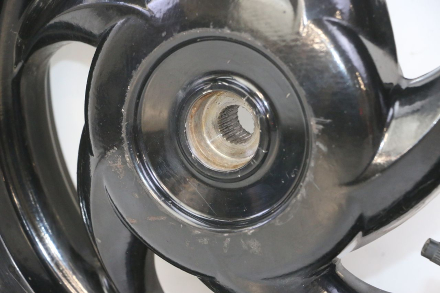 photo de HINTERRADFELGE PIAGGIO NEW TYPHOON 50 (2010 - 2017)