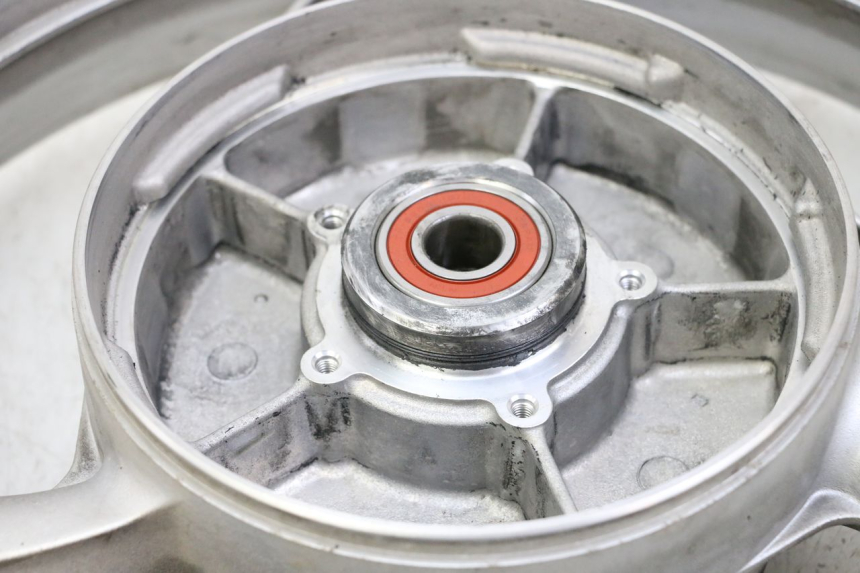 photo de HINTERRADFELGE HONDA NTV DEAUVILLE 650 (2001 - 2006)