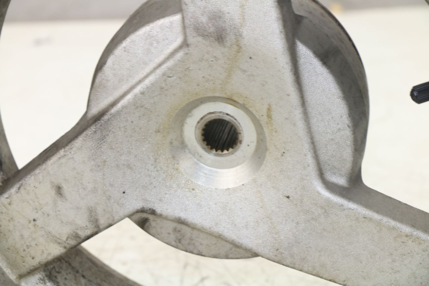 photo de HINTERRADFELGE PEUGEOT VIVACITY 125 (2010 - 2017)