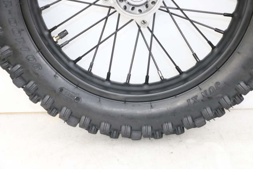 photo de HINTERRADFELGE APOLLO RFZ 140