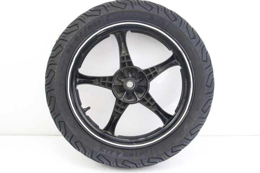 photo de HINTERRAD SUZUKI SIXTEEN 125 (2008 - 2010)