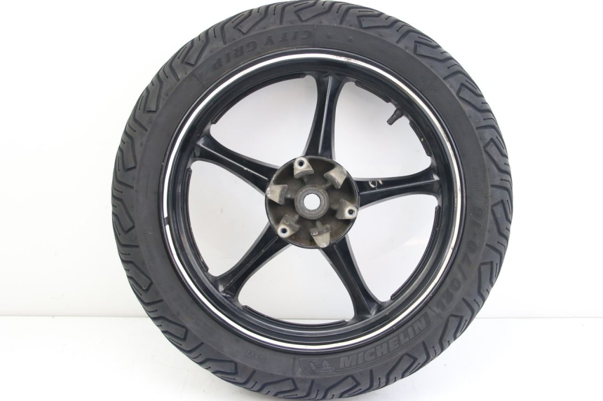 photo de HINTERRAD SUZUKI SIXTEEN 125 (2008 - 2010)