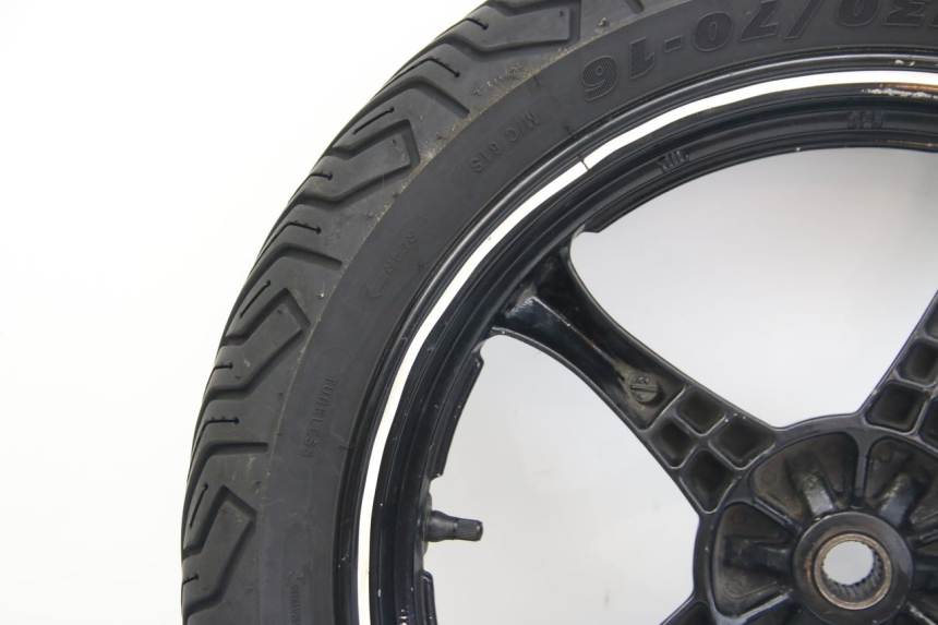 photo de HINTERRAD SUZUKI SIXTEEN 125 (2008 - 2010)