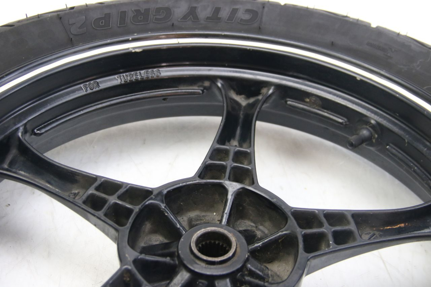 photo de HINTERRAD SUZUKI SIXTEEN 125 (2008 - 2010)