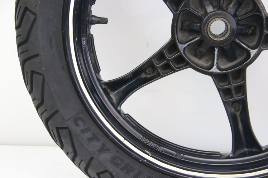 photo de HINTERRAD SUZUKI SIXTEEN 125 (2008 - 2010)