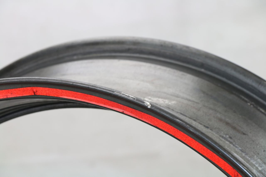 photo de HINTERRADFELGE SUZUKI GSX  INAZUMA 750 (1998 - 2003)