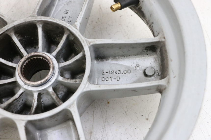 photo de HINTERRAD PIAGGIO X8 125 (2004 - 2007) - Detailansicht des Bauteils