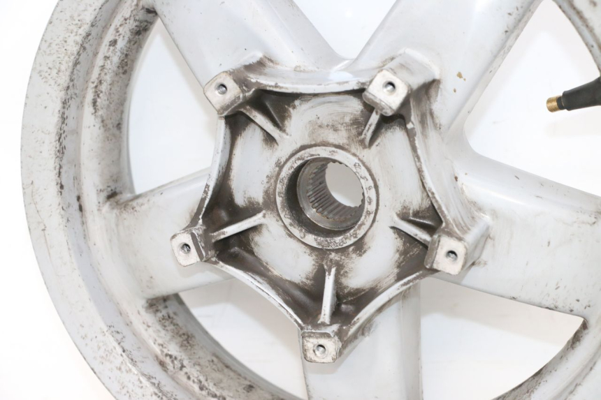 photo de HINTERRAD PIAGGIO X8 125 (2004 - 2007) - Fokus auf die Struktur