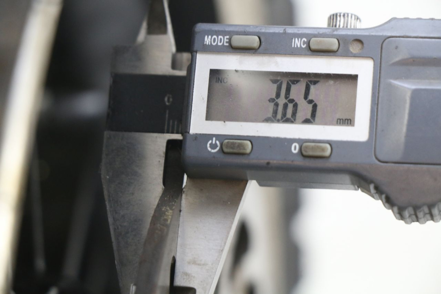 photo de VORDERRAD KEEWAY F-ACT FACT 50 (2006 - 2011)