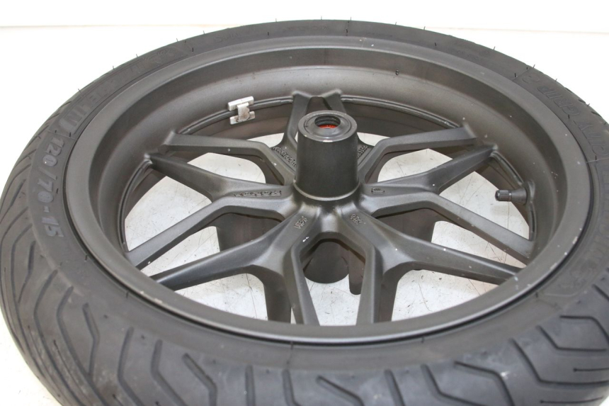 photo de VORDERRADFELGE HONDA FORZA 125 (2015 - 2016)