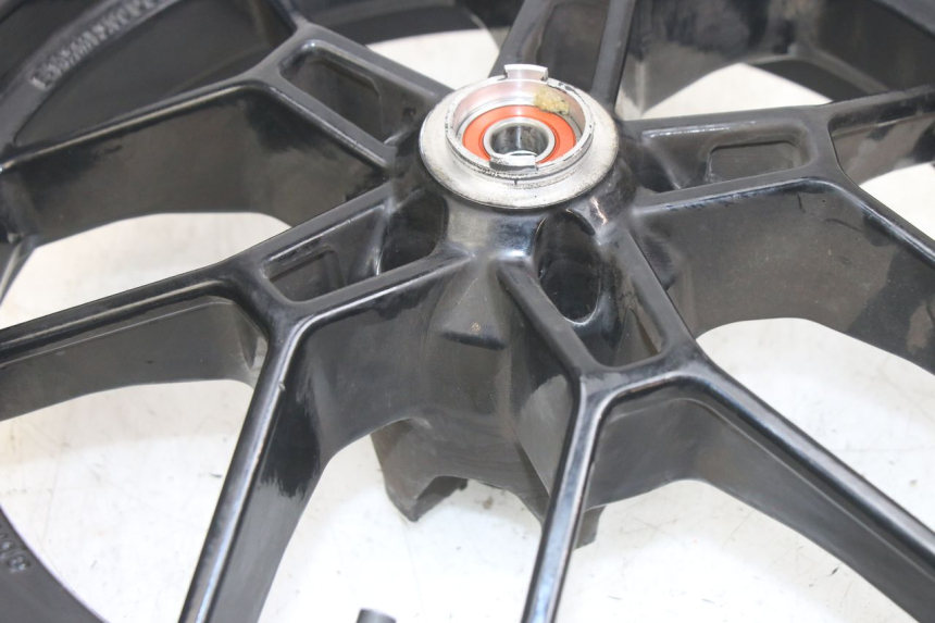 photo de VORDERRADFELGE APRILIA SR 2T 50 (2012 - 2017)