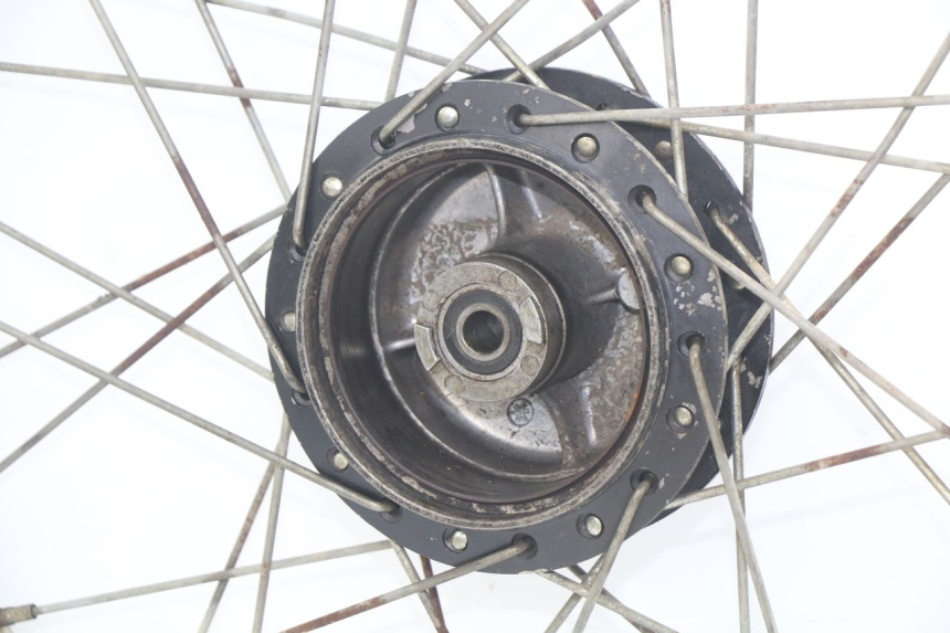 photo de VORDERRADFELGE YAMAHA YZ 80 (1982 - 1983)