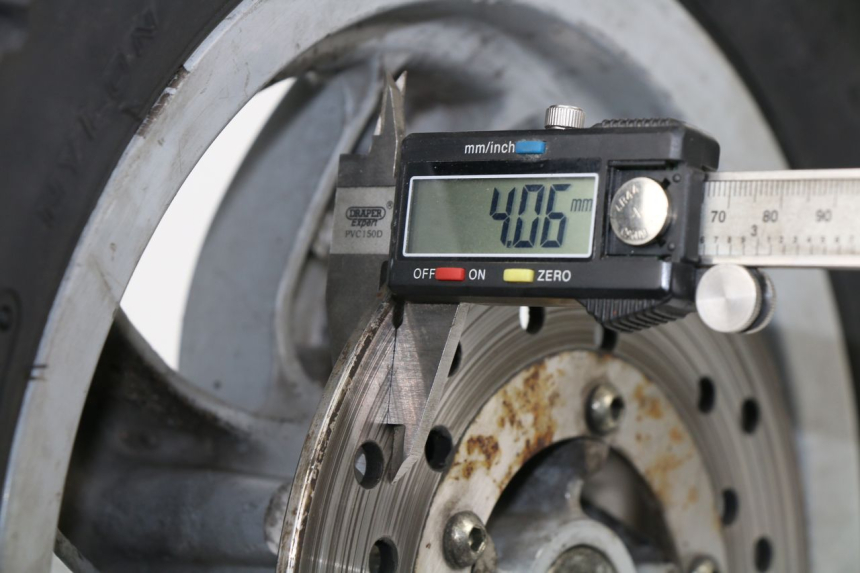photo de VORDERRADFELGE PIAGGIO ZIP 125 (2000 - 2004)