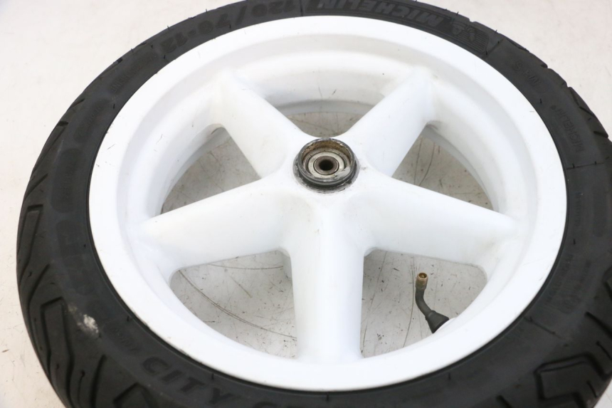 photo de VORDERRADFELGE UND REIFEN MBK BOOSTER SPIRIT NAKED 50 (2004 - 2017) - Alternative Perspektive