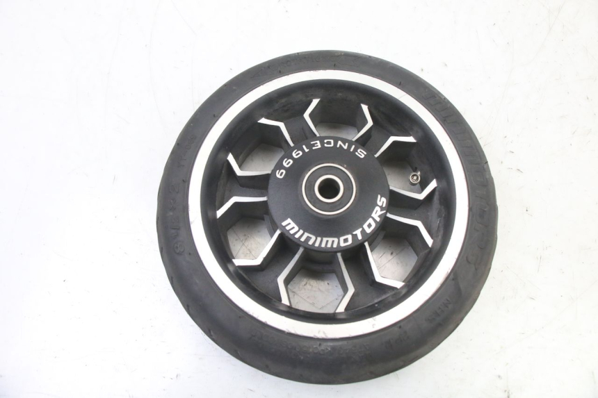 photo de VORDERRADFELGE UND REIFEN DUALTRON AMINIA 1