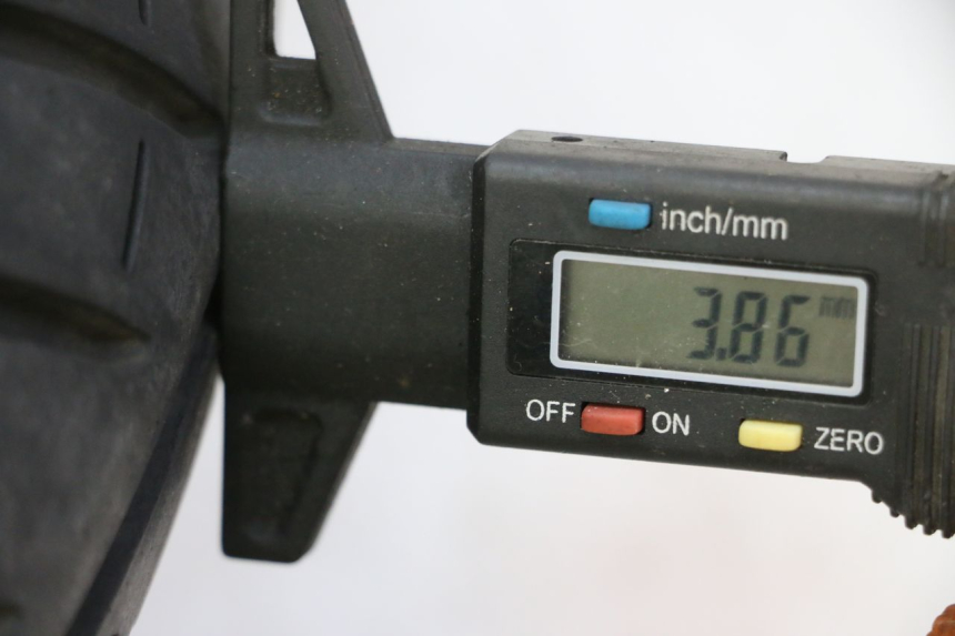 photo de VORDERRADFELGE UND REIFEN STAHO FH 50 (2018 - 2019)