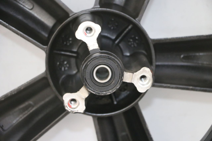 photo de VORDERRADFELGE UND REIFEN SYM FIDDLE 3 III 50 (2014 - 2020)