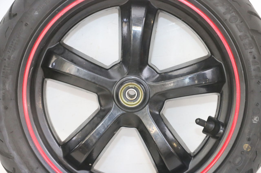photo de VORDERRADFELGE UND REIFEN SYM FIDDLE 3 III 50 (2014 - 2020)
